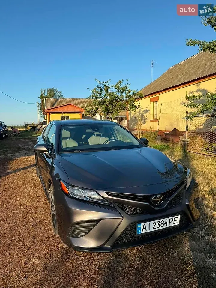Toyota Camry 2020 photo 4