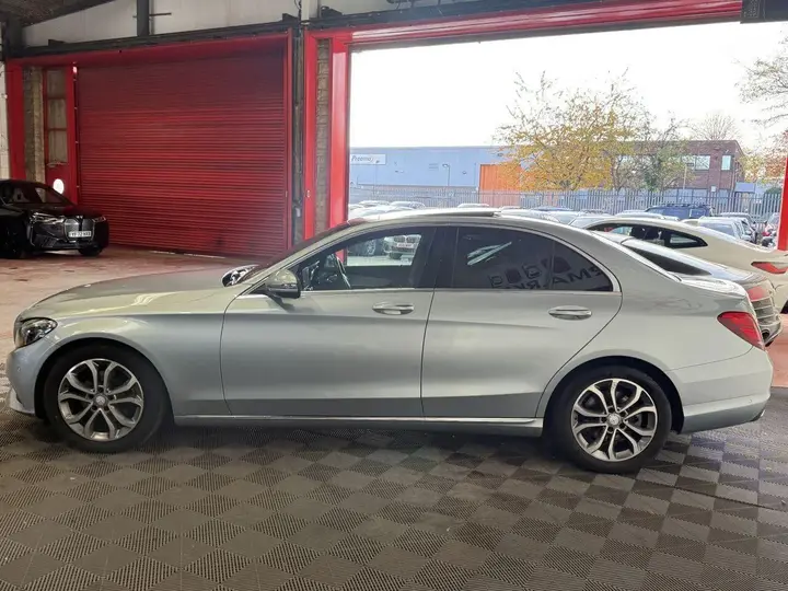 Mercedes-Benz C-Class 2016 photo 4