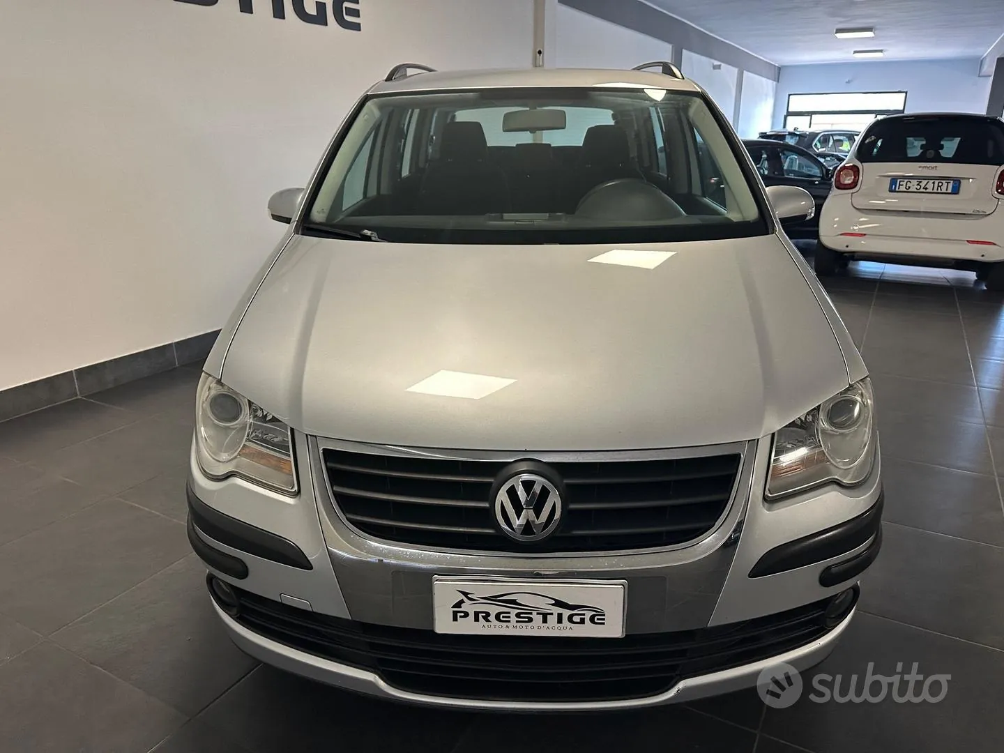 Volkswagen Touran 2007 photo 3