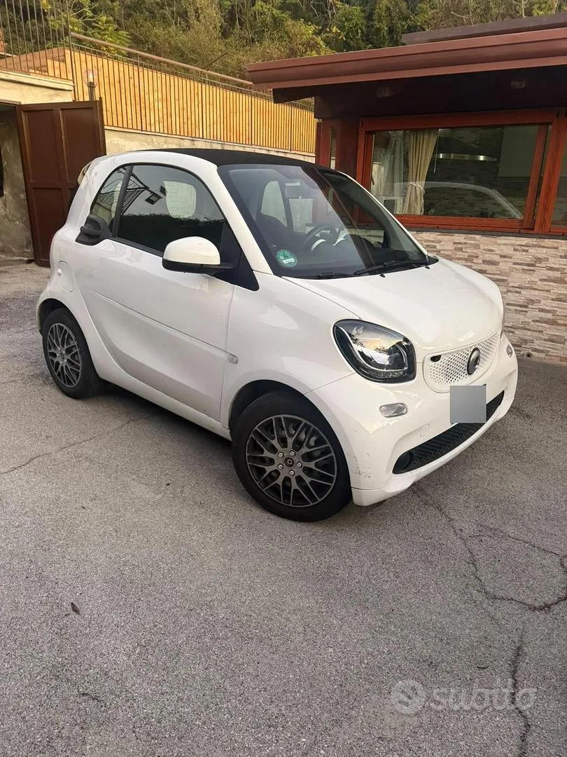 Smart Fortwo 2019 photo 4