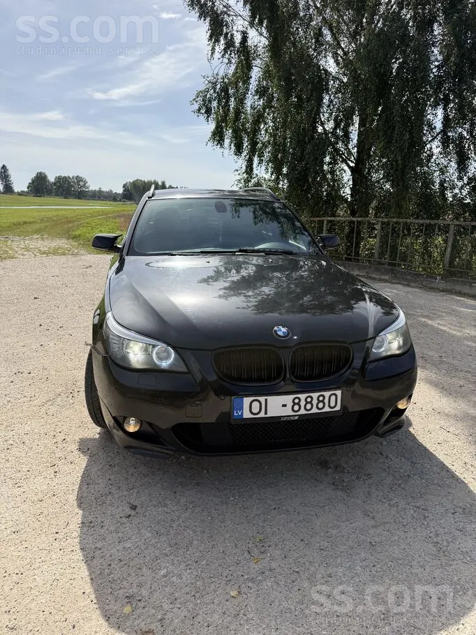 BMW 525 2009 photo 3