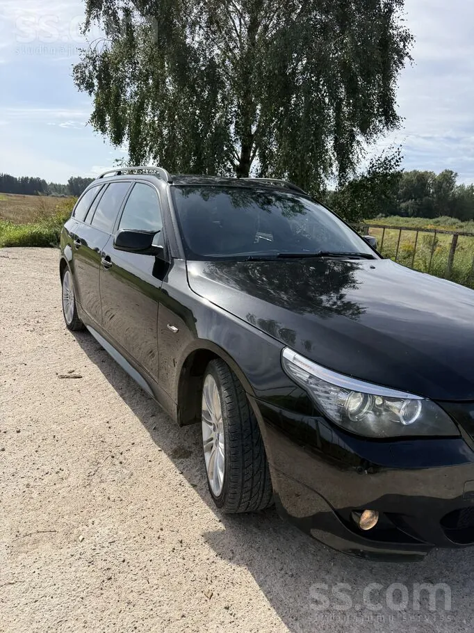 BMW 525 2009 photo 4