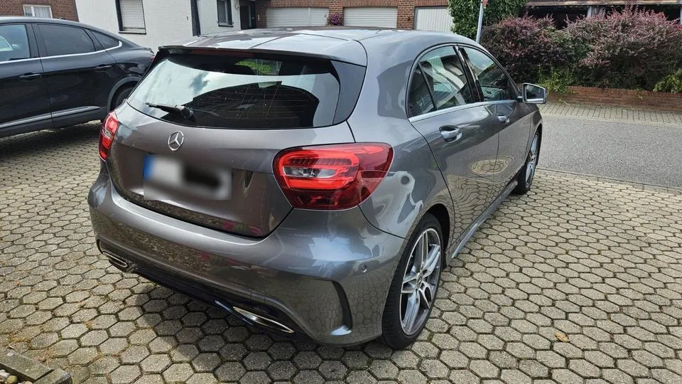 Mercedes-Benz A 180