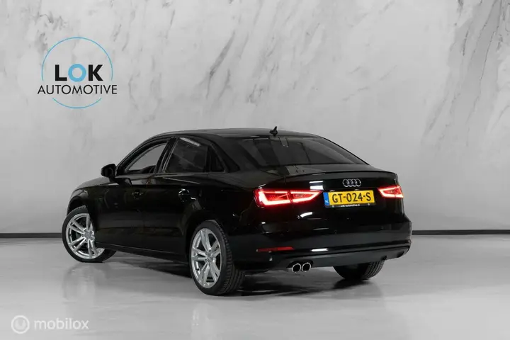 Audi A3 2015 photo 3