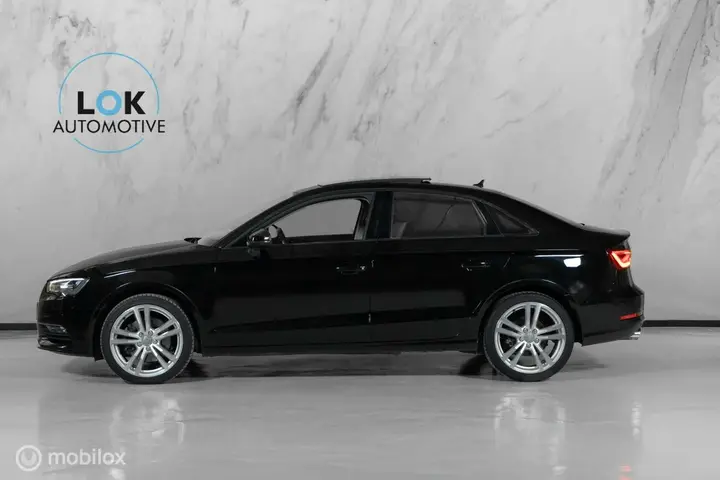 Audi A3 2015 photo 2