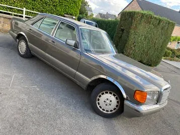 Mercedes-Benz W126