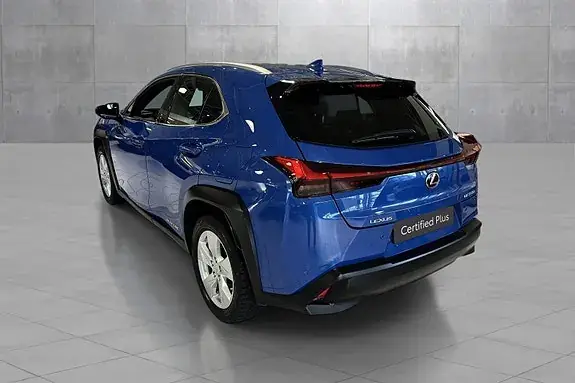 Lexus Ux300E 2021 photo 3