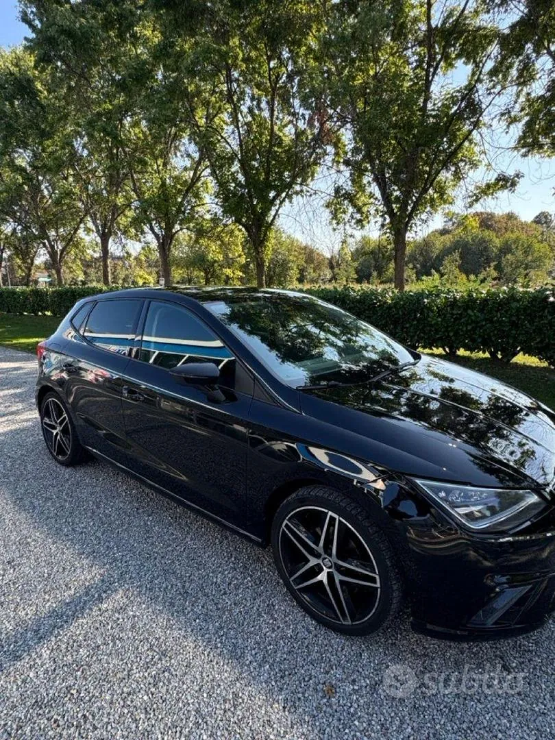 Seat Ibiza 2019 photo 2