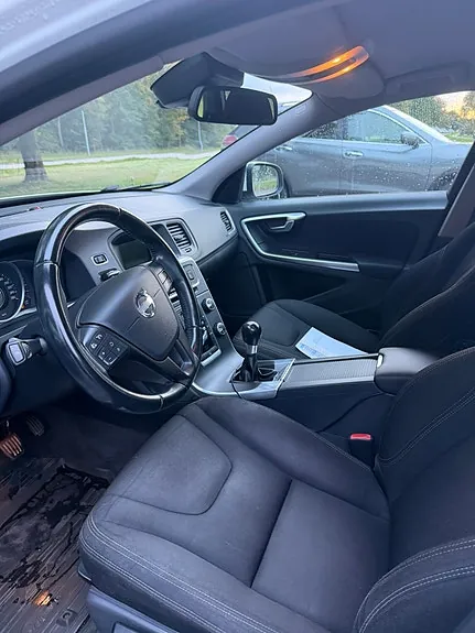 Volvo V60 2014 photo 5