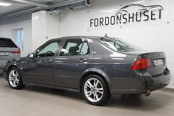 Saab 9-5 2009 photo 2