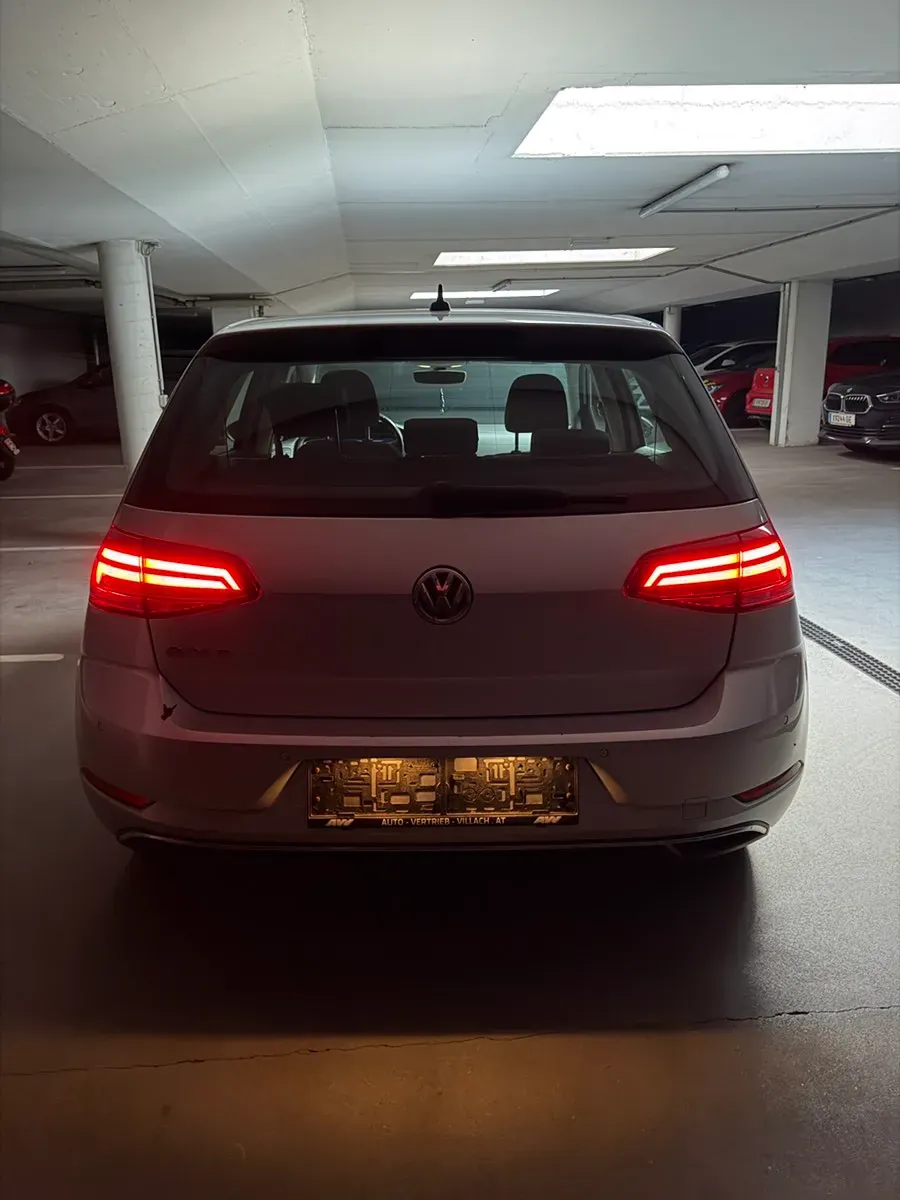 Volkswagen Golf 2020 photo 2