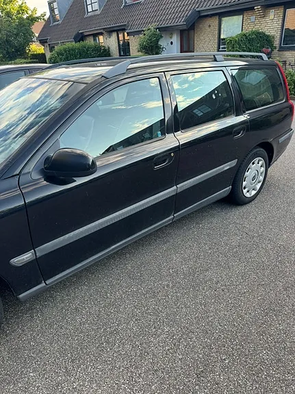 Volvo V70 2001 photo 2