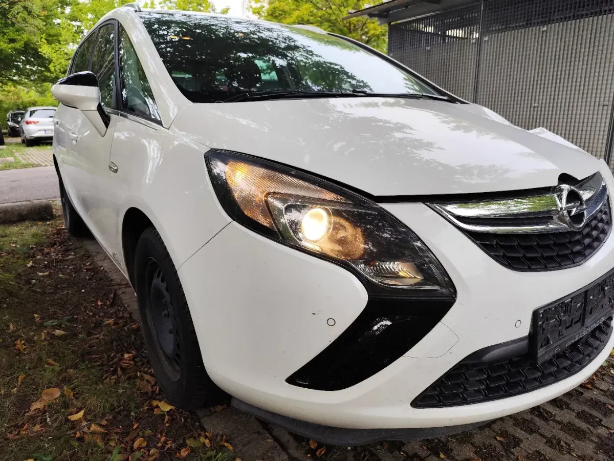 Opel Zafira