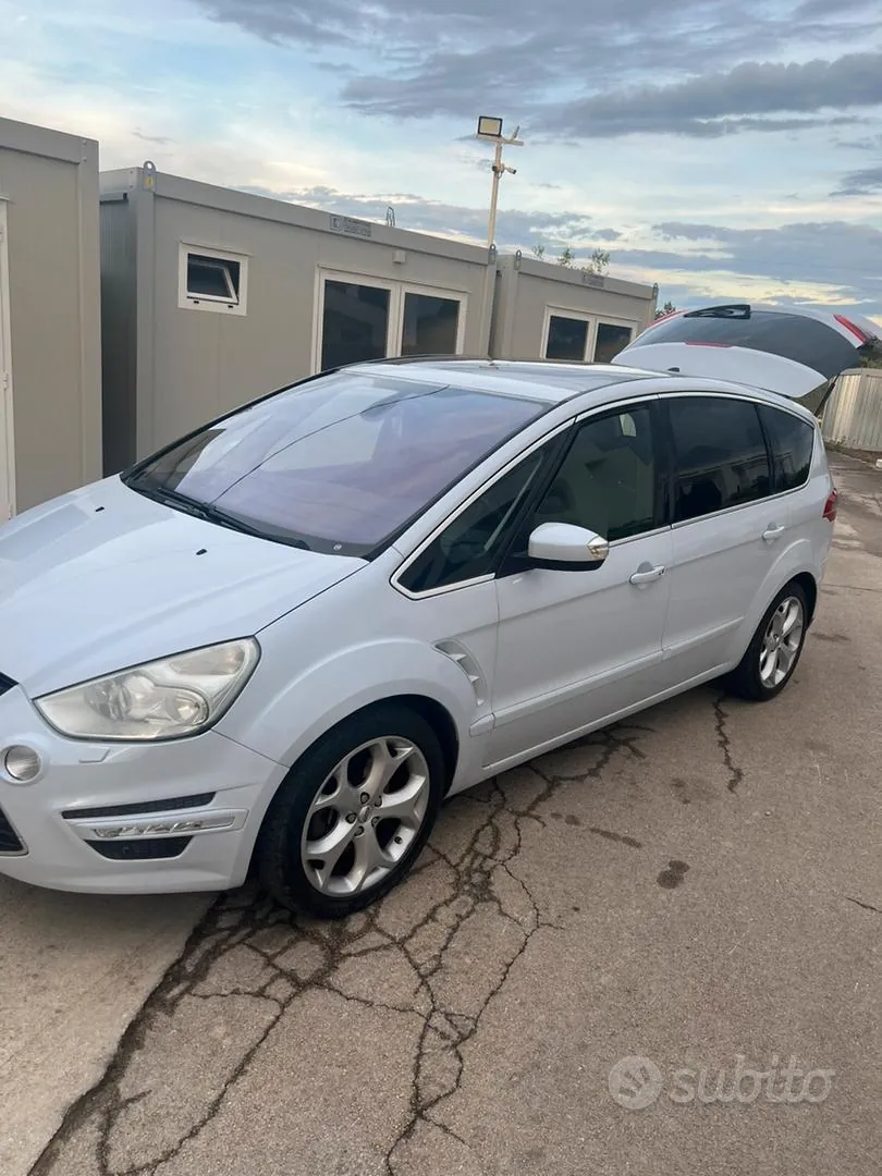 Ford S-Max