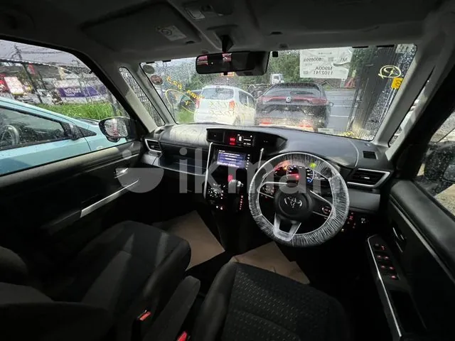Toyota Roomy 2023 photo 4