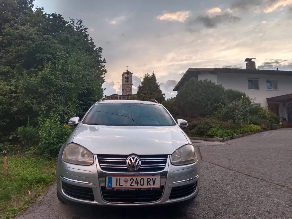 Volkswagen Golf 2009 photo 2