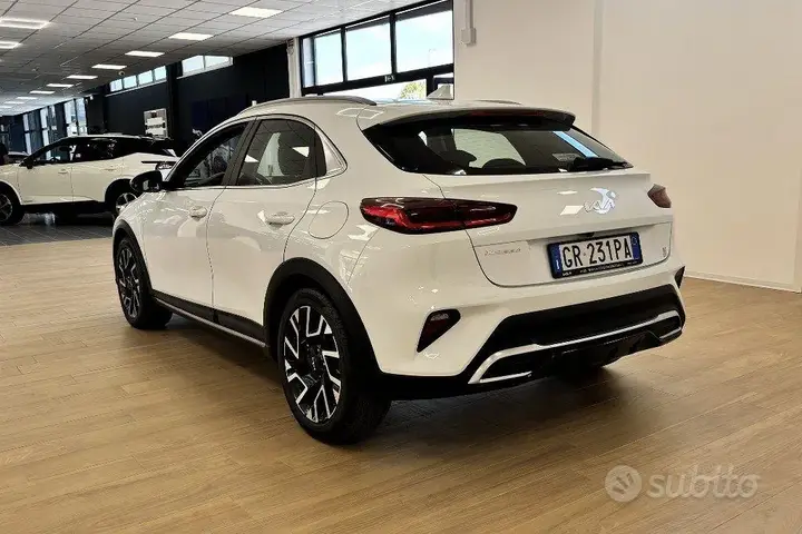 Kia Xceed 2023 photo 5