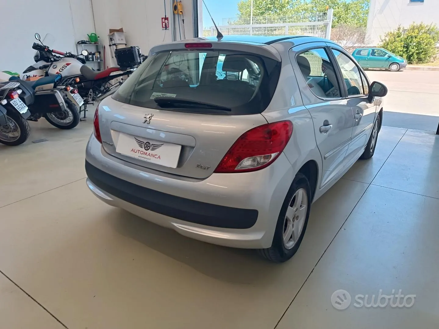 Peugeot 207 2011 photo 4