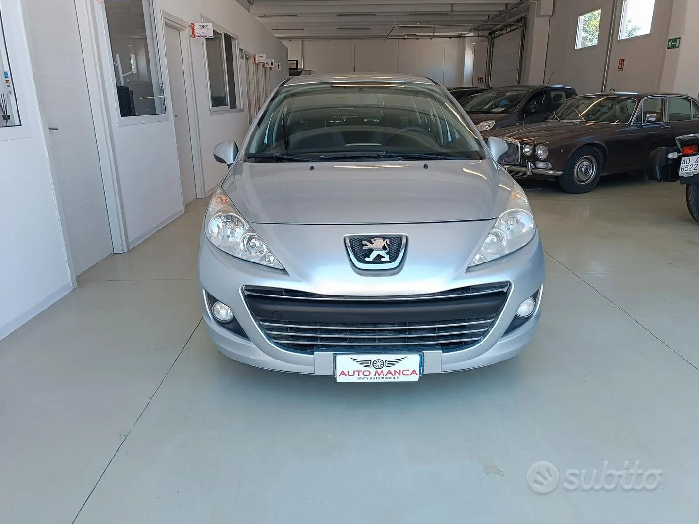 Peugeot 207 2011 photo 2