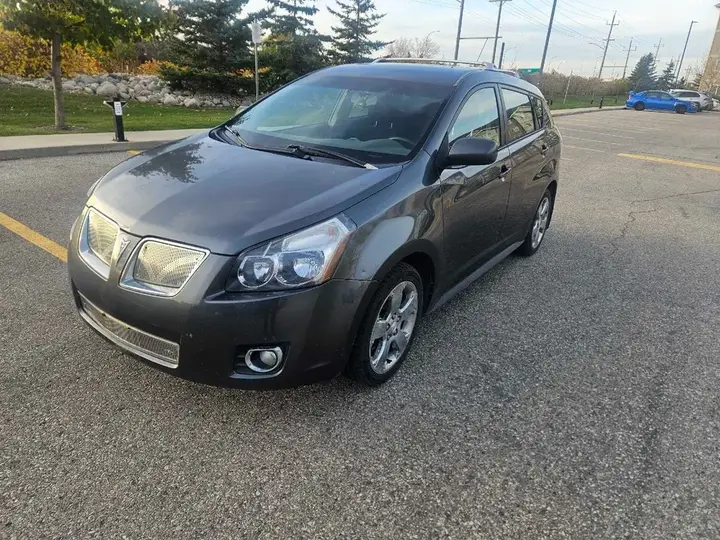 Pontiac Vibe 2009 photo 2