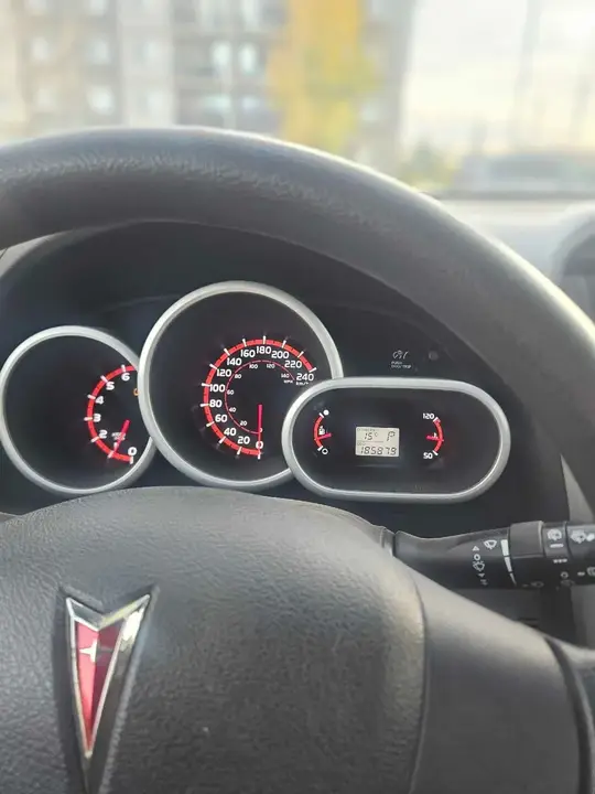 Pontiac Vibe 2009 photo 4