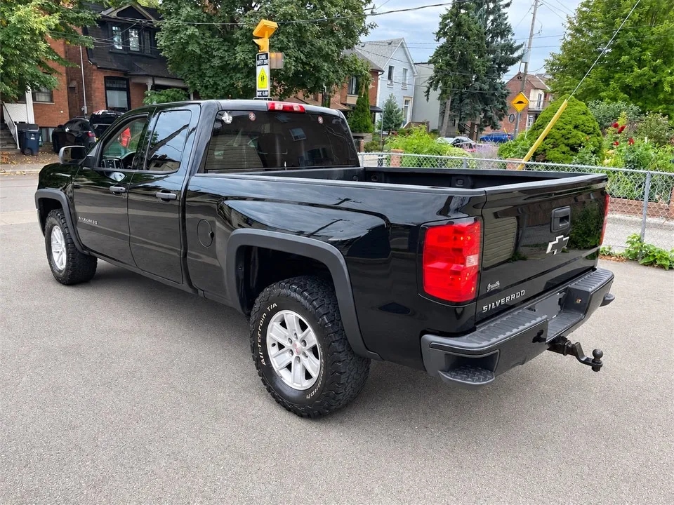 Chevrolet Silverado 1500 2018 photo 3