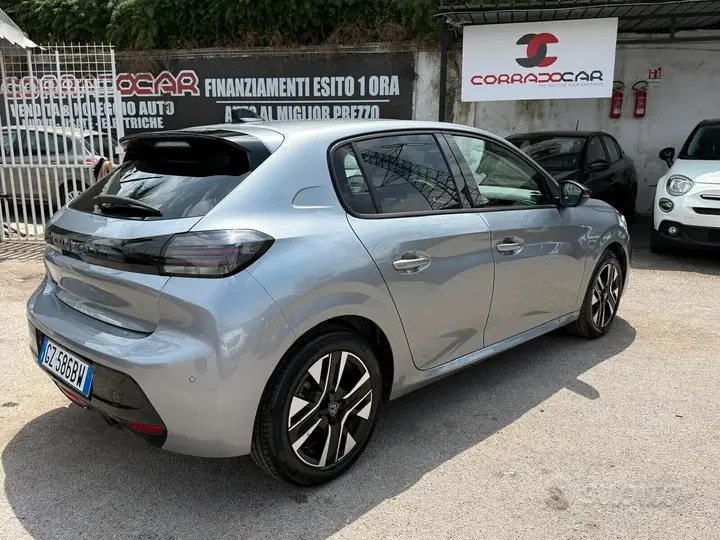 Peugeot 208 2025 photo 4
