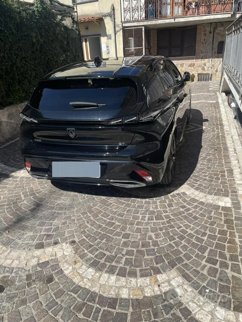 Peugeot 308 2023 photo 2