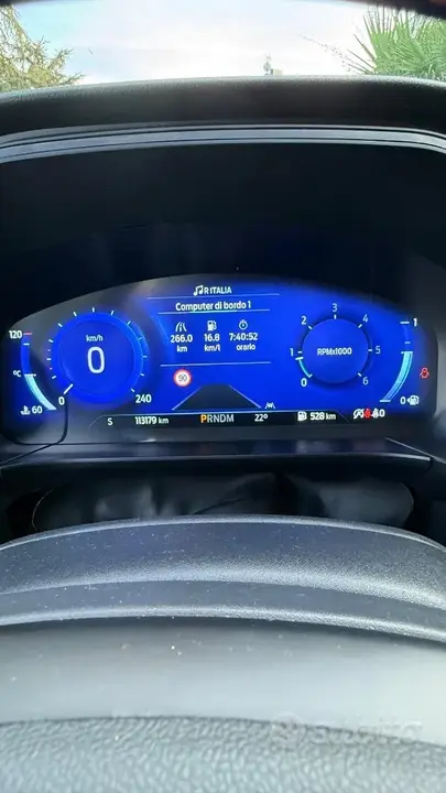 Ford Kuga 2022 photo 4