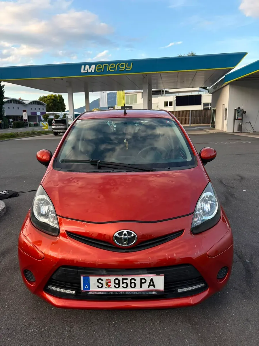 Toyota Aygo 2012 photo 2