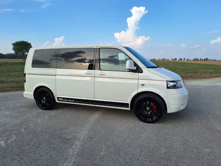 Volkswagen T5