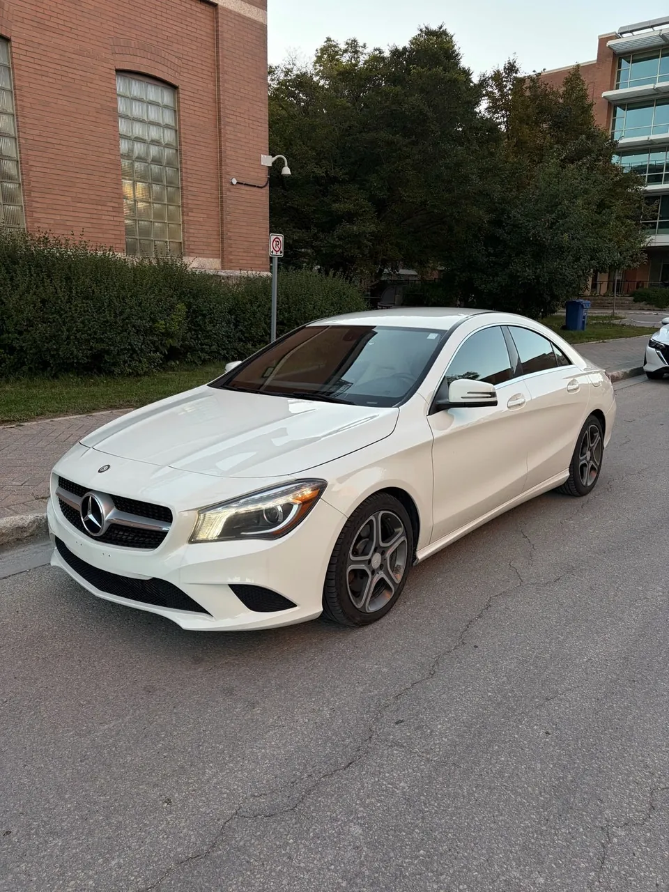 Mercedes-Benz Cla250 2014 photo 2