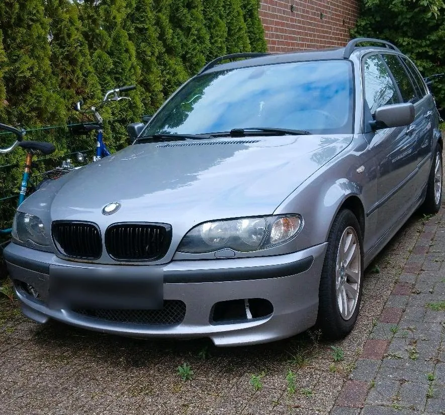 BMW 320