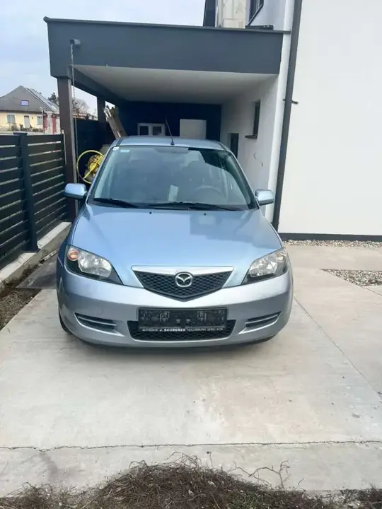 Mazda Mazda2