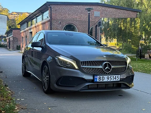 Mercedes-Benz A180 2016 photo 3