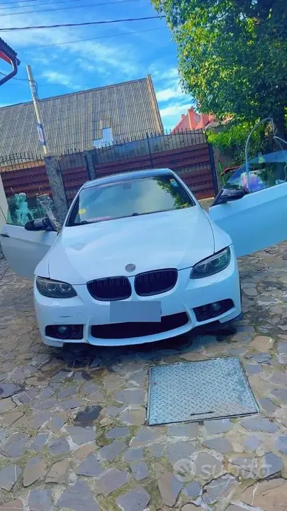 BMW 320I