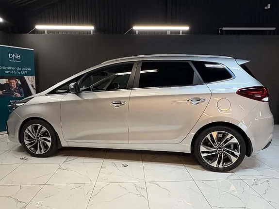 Kia Carens 2018 photo 5