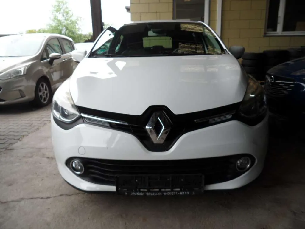 Renault Clio 2014 photo 2