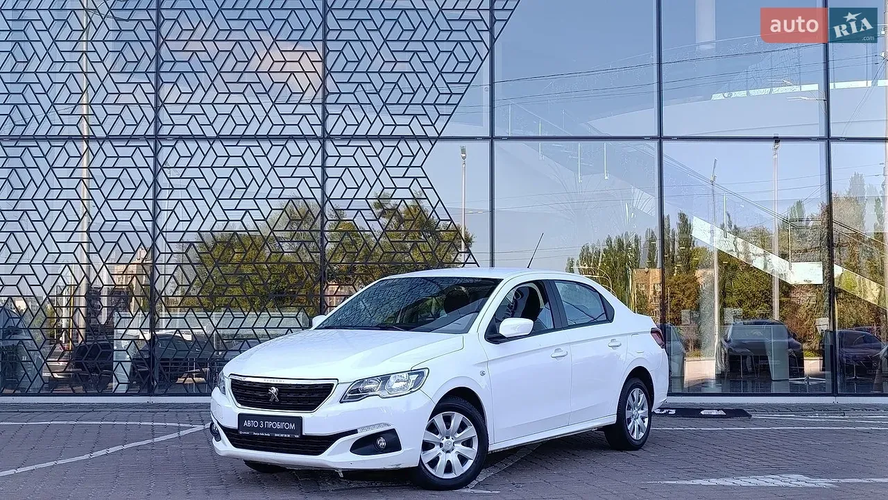 Peugeot 301