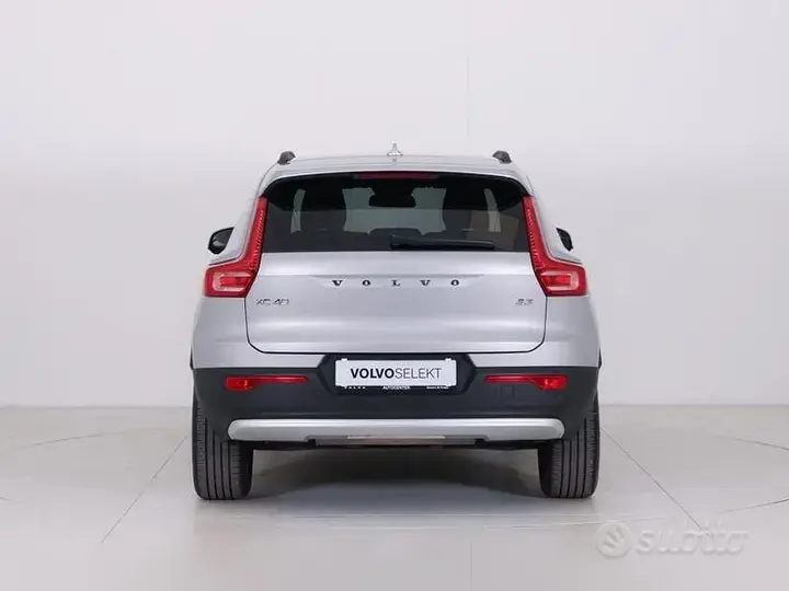 Volvo Xc40 2023 photo 5
