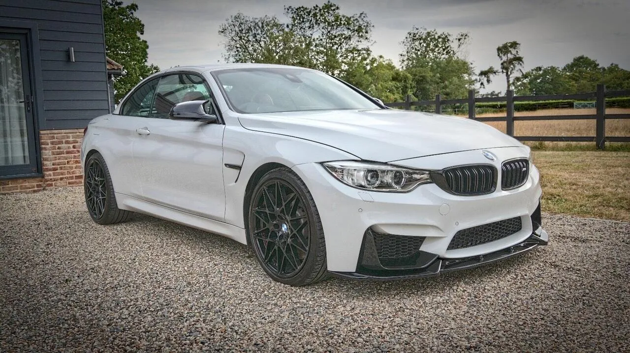 BMW M4 2016 photo 3