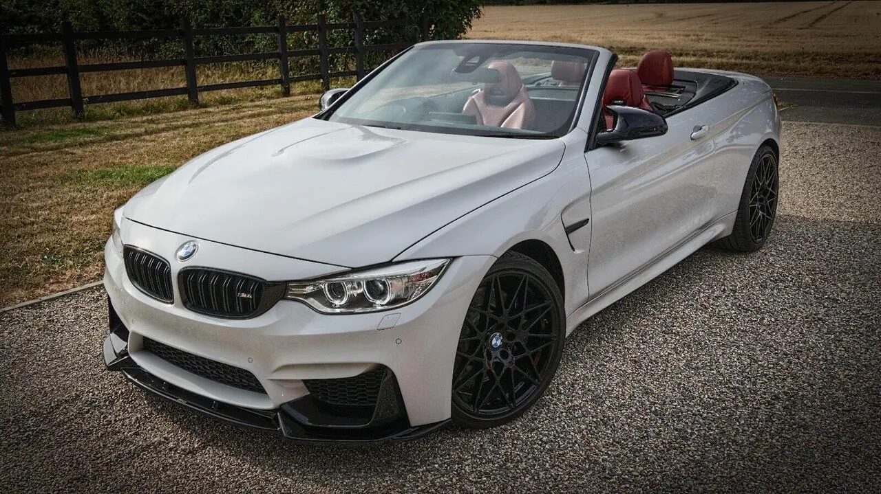 BMW M4 2016 photo 2