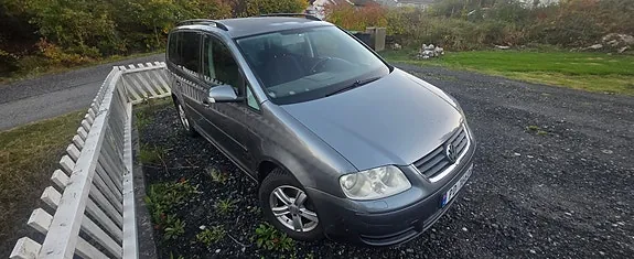 Volkswagen Touran 2006 photo 4