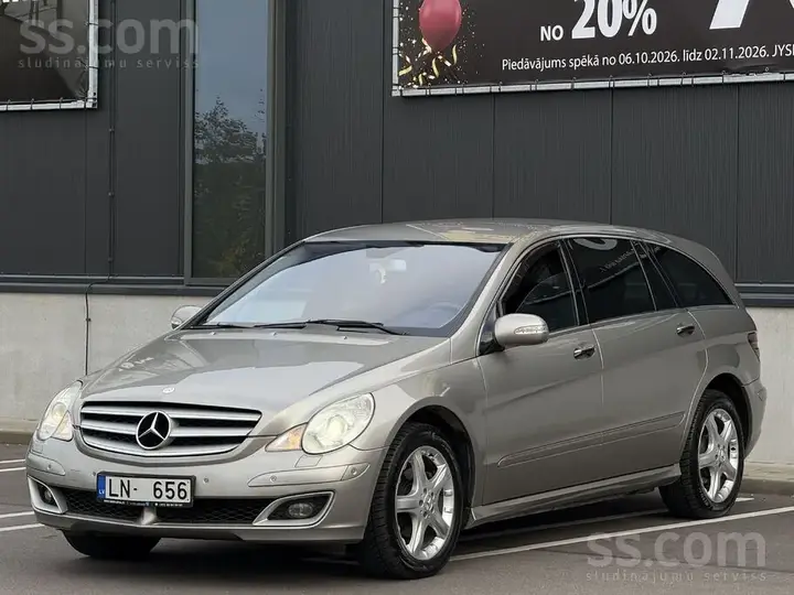 Mercedes-Benz R320