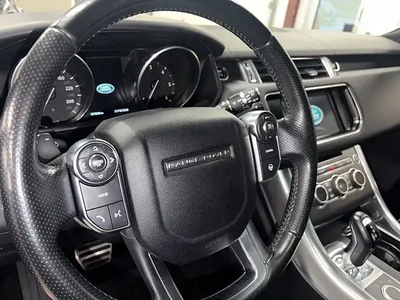 Land Rover Range Rover Sport 2016 photo 3