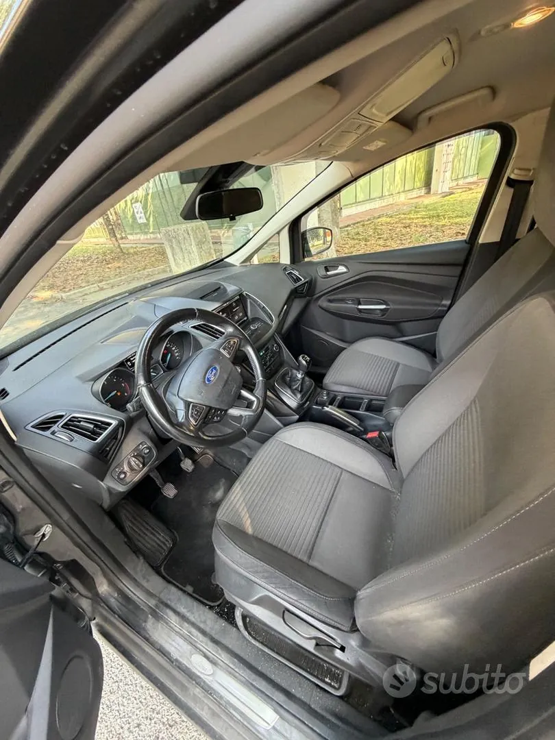 Ford C-Max 2015 photo 5