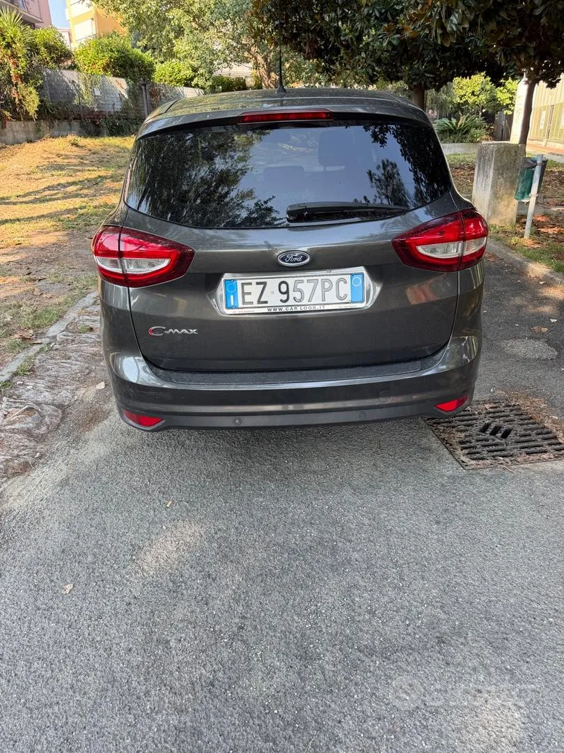 Ford C-Max 2015 photo 4