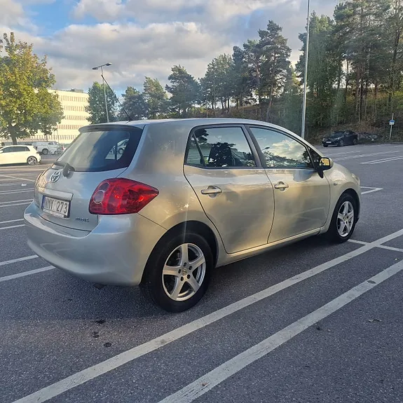 Toyota Auris 2007 photo 5