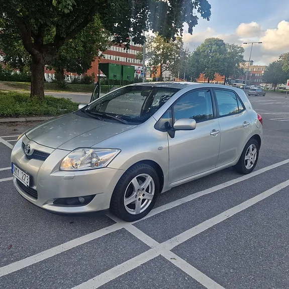 Toyota Auris 2007 photo 3