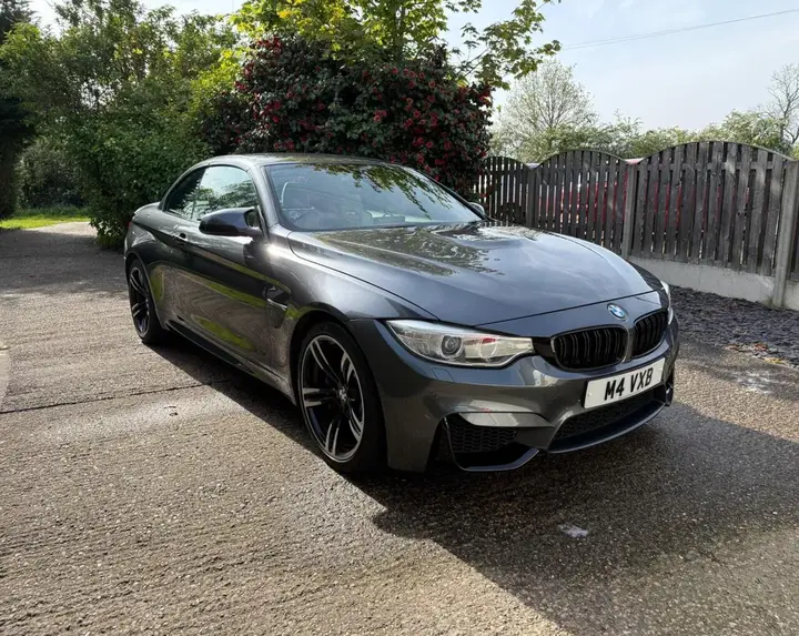 BMW M4 2015 photo 2